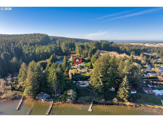 4817 LAGUNA Ave, Westlake, OR 97493