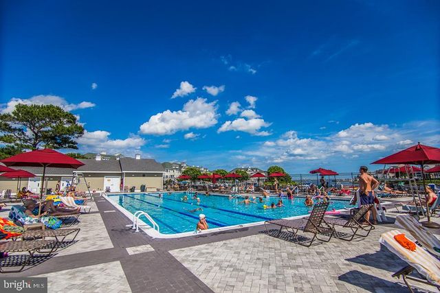 258 OCEAN PARKWAY, Berlin, MD 21811