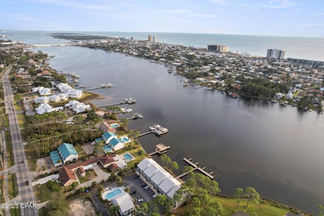 6909 N Lagoon Drive 3E, Panama City, FL 32408