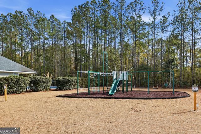 90 Roundstone Way, Richmond Hill, GA 31324