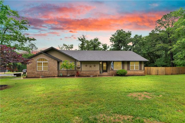 2 Brill Lane, Bella Vista, AR 72714