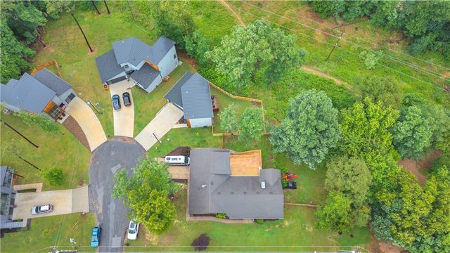 2 Brill Lane, Bella Vista, AR 72714