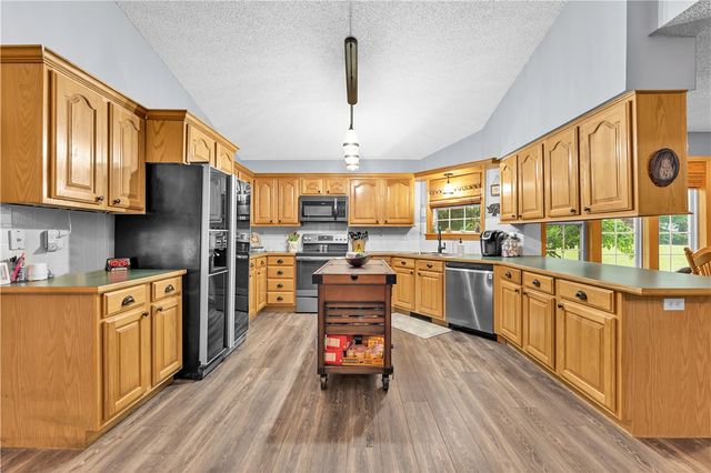 2 Brill Lane, Bella Vista, AR 72714