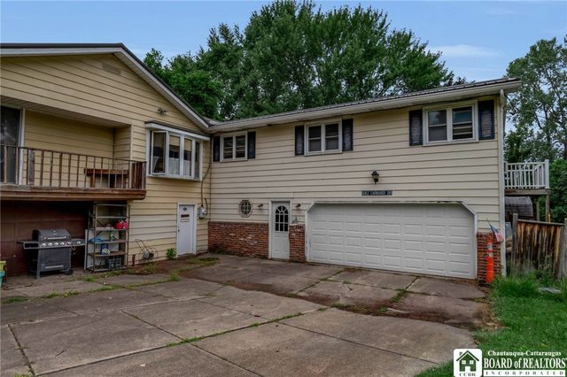 5308 Mayfield Court, Clarence, NY 14031