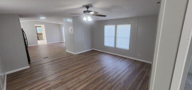 405 Battlebell Road 1, Highlands, TX 77562