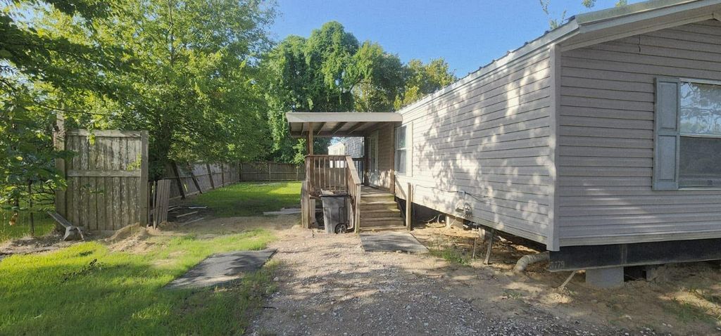 405 Battlebell Road 1, Highlands, TX 77562