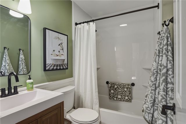 136 Saint Andrews Drive, Horseheads, NY 14845