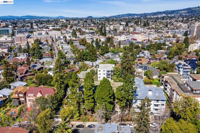 625 El Dorado Ave 106, Oakland, CA 94611