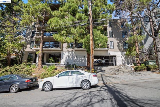 625 El Dorado Ave 106, Oakland, CA 94611