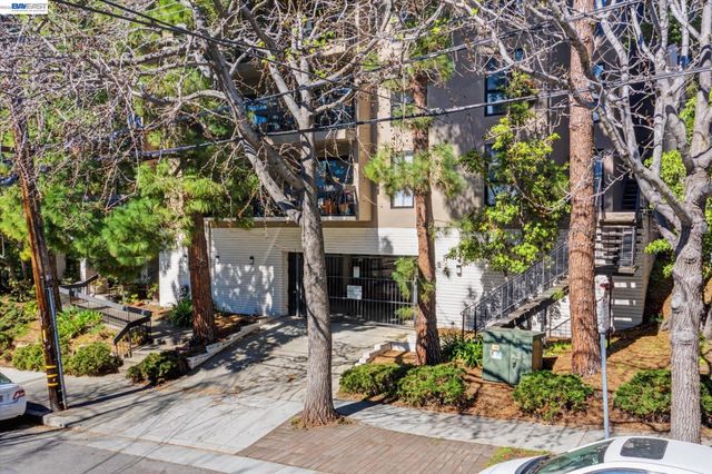 625 El Dorado Ave 106, Oakland, CA 94611