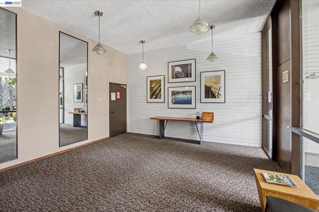 625 El Dorado Ave 106, Oakland, CA 94611