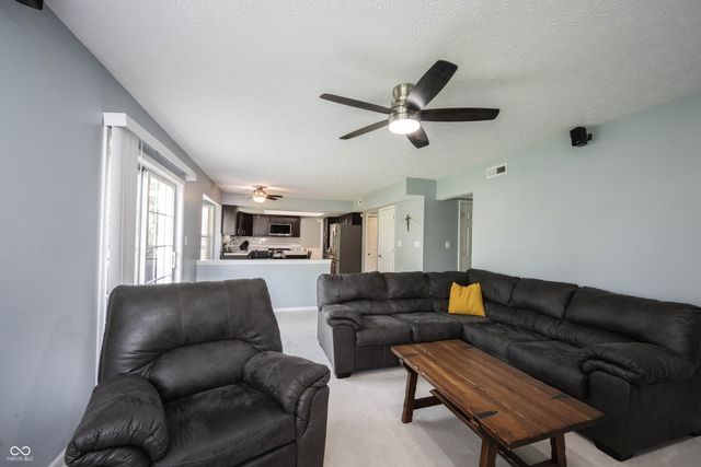 7750 Garrick Street, Fishers, IN 46038