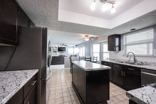 7750 Garrick Street, Fishers, IN 46038
