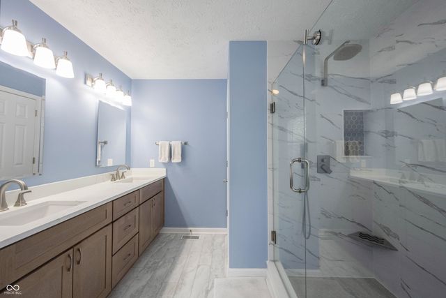 7750 Garrick Street, Fishers, IN 46038