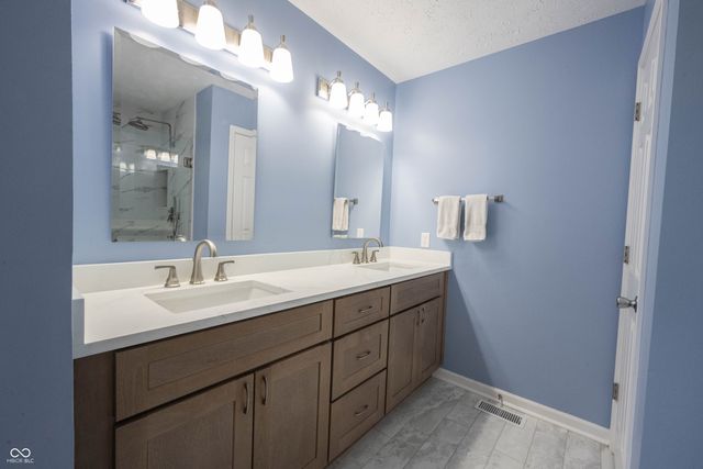 7750 Garrick Street, Fishers, IN 46038