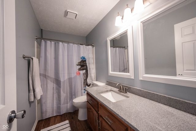 7750 Garrick Street, Fishers, IN 46038