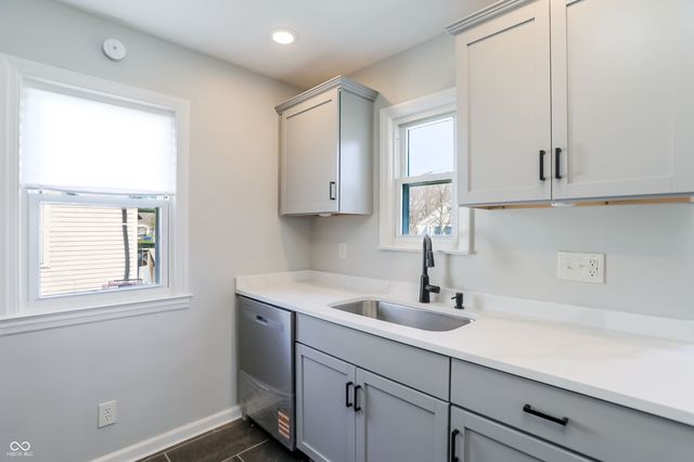 1504 Wallace Avenue, Indianapolis, IN 46201