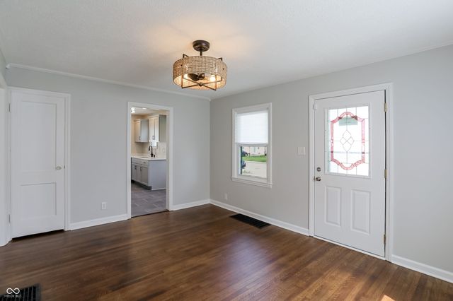 1504 Wallace Avenue, Indianapolis, IN 46201