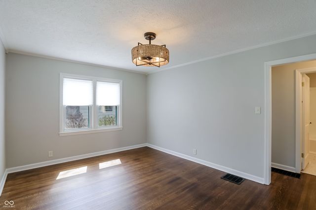 1504 Wallace Avenue, Indianapolis, IN 46201