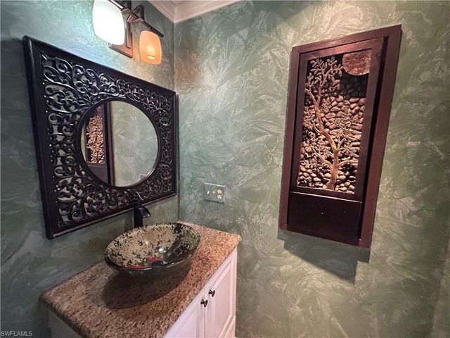 6494 Royal Woods DR 2, Fort Myers, FL 33908