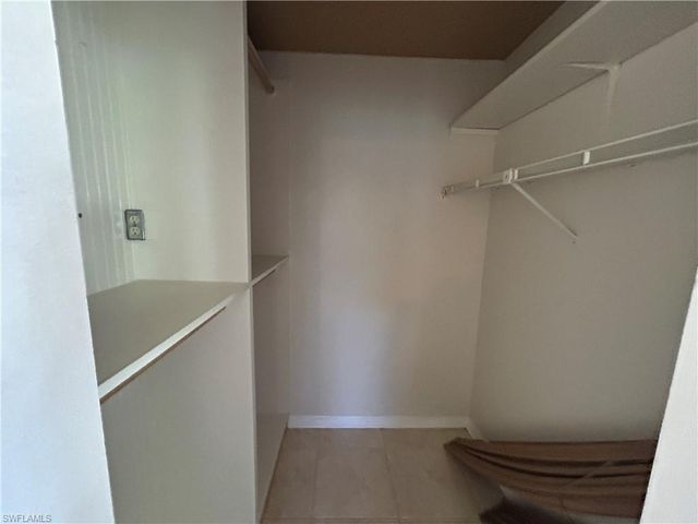 6494 Royal Woods DR 2, Fort Myers, FL 33908