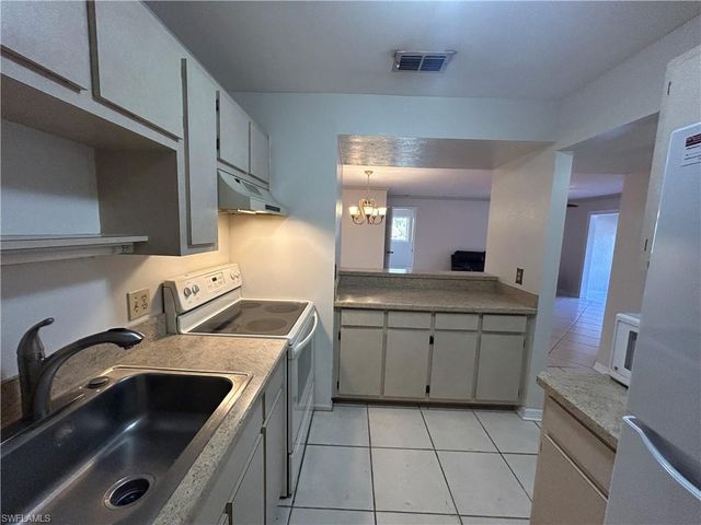 6494 Royal Woods DR 2, Fort Myers, FL 33908