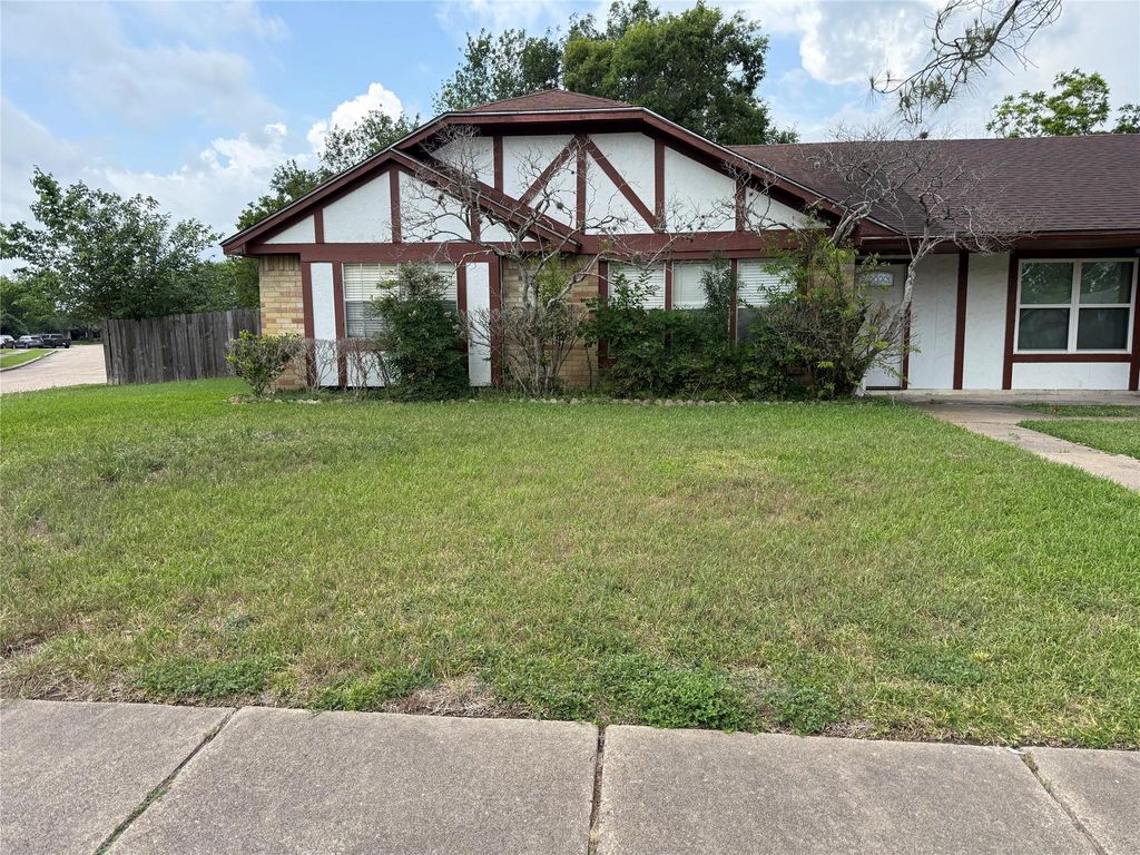 3806 Westheimer Place Drive, Houston, TX 77082
