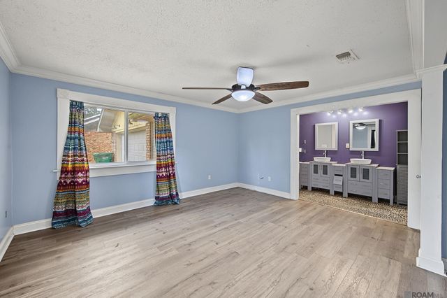 2426 Sherry St, Denham Springs, LA 70726