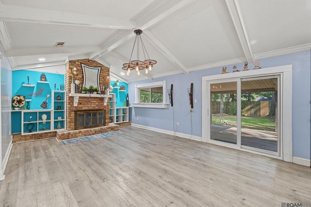 2426 Sherry St, Denham Springs, LA 70726