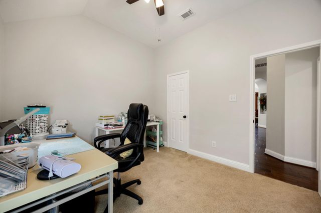 6515 Rustling Timbers Lane, Spring, TX 77379