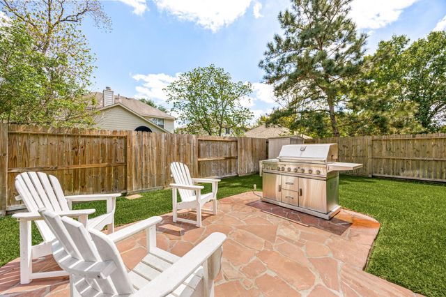 6515 Rustling Timbers Lane, Spring, TX 77379