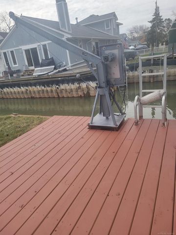 22472 Maple Street, Saint Clair Shores, MI 48081