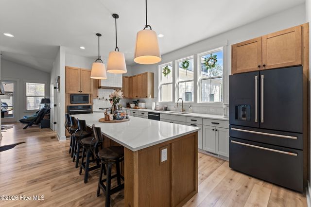 289 Carriage Park Drive, West End, NC 27376