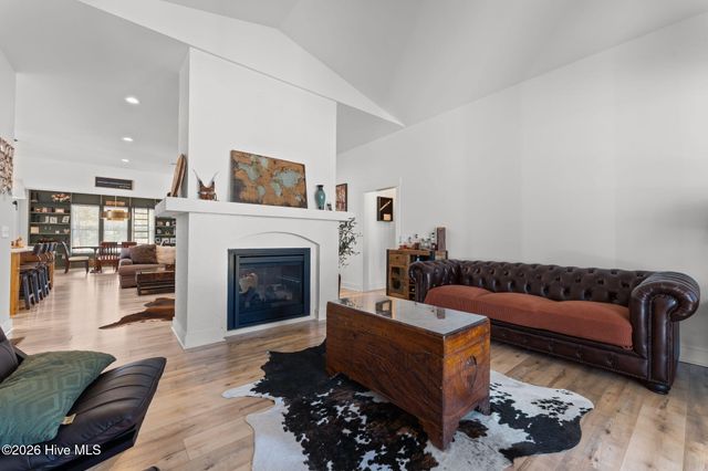 289 Carriage Park Drive, West End, NC 27376