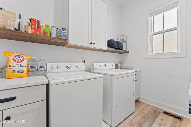 289 Carriage Park Drive, West End, NC 27376