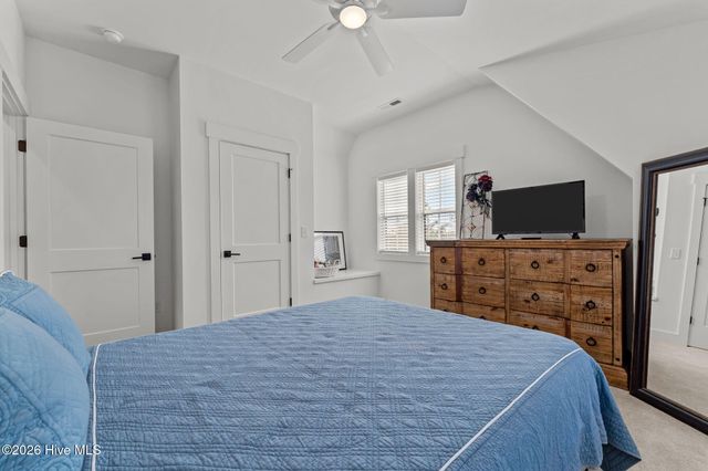 289 Carriage Park Drive, West End, NC 27376