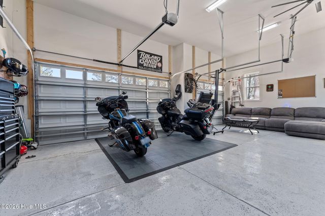 289 Carriage Park Drive, West End, NC 27376