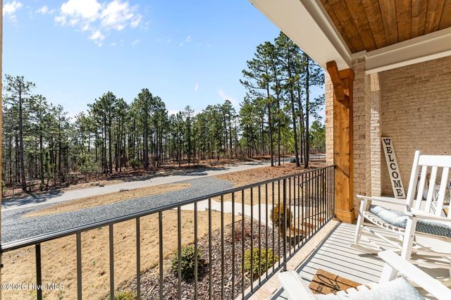 289 Carriage Park Drive, West End, NC 27376