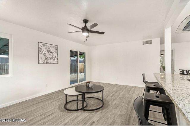 802 N Jefferson Avenue, Tucson, AZ 85711