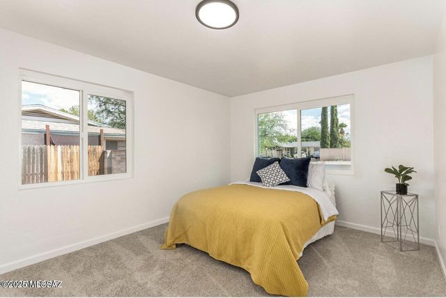 802 N Jefferson Avenue, Tucson, AZ 85711