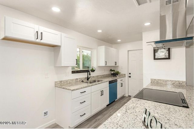 802 N Jefferson Avenue, Tucson, AZ 85711