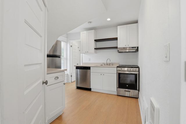 434 W Buckeye Ave, Spokane, WA 99205