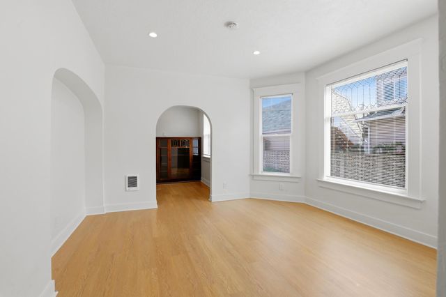434 W Buckeye Ave, Spokane, WA 99205