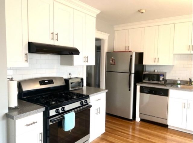 238 Washington St 2, Westwood, MA 02090