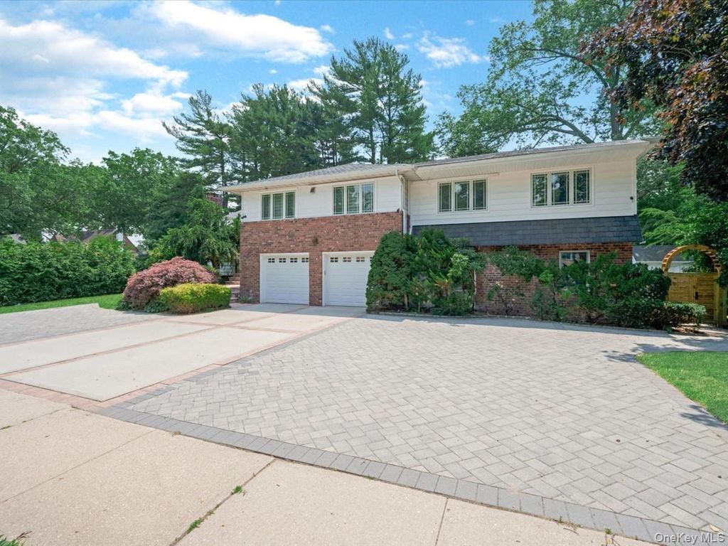 78 Poplar Street, Garden City, NY 11530 — photo 2