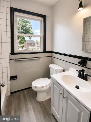 4881 TOWNE PARK RD, Suitland, MD 20746