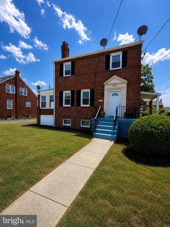 4881 TOWNE PARK RD, Suitland, MD 20746