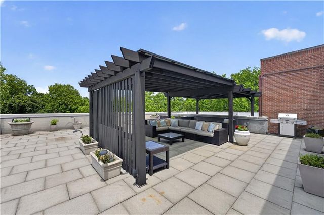 3235 Roswell Road NE 803, Atlanta, GA 30305