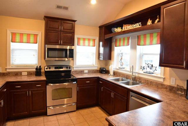 507 W Walker St Lot 17-18, Kill Devil Hills, NC 27948