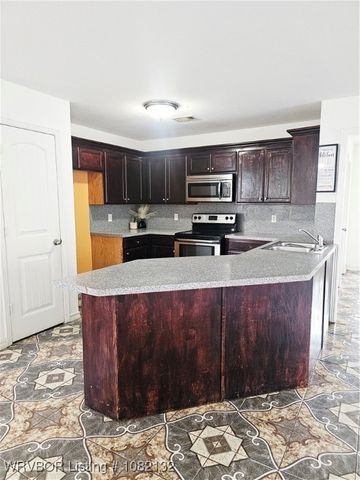 1817 N 14th Street, Fort Smith, AR 72904